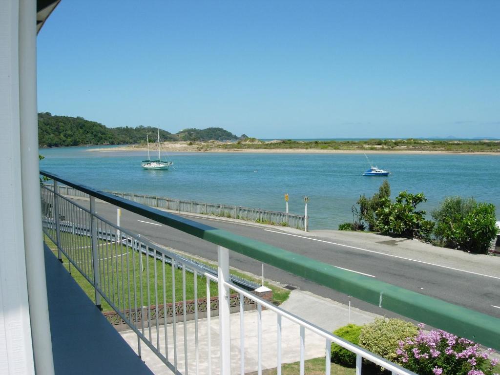 Tutukaka Coast Motor Lodge Ngunguru Room photo
